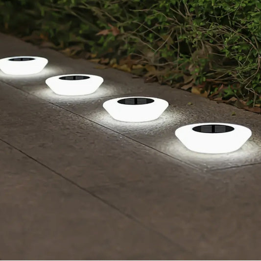 Solara – Balises solaires d’extérieur minimalistes et durables